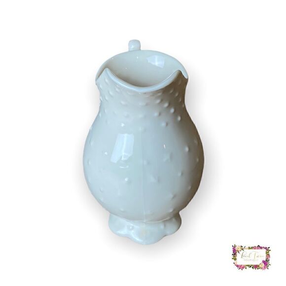 VINTAGE I. GODINGER & CO. HOBNAIL PATTERN WHITE PORCELAIN PITCHER/CREAMER - Picture 4 of 6